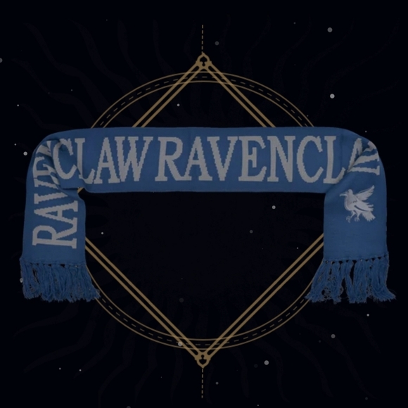 Warner Brothers The Making Of Harry Potter Ravenclaw Reversible Scarf NWOT - Picture 7 of 8